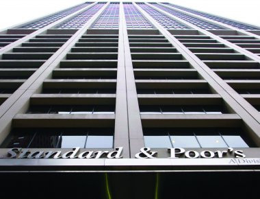 Standard & Poor's: Η Ελλάδα έχει αποφύγει κάθε κίνδυνο